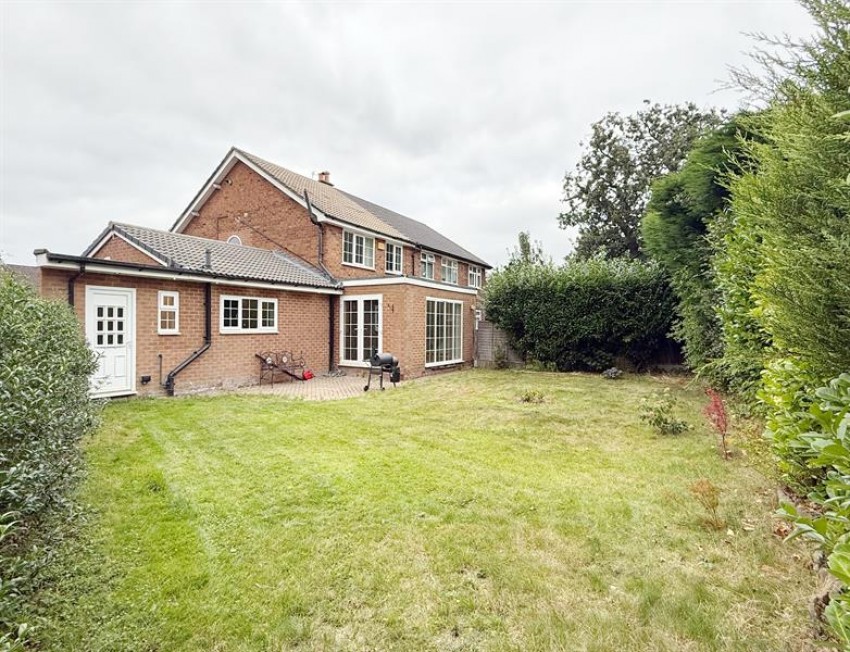 Images for Derwent Drive, Bramhall