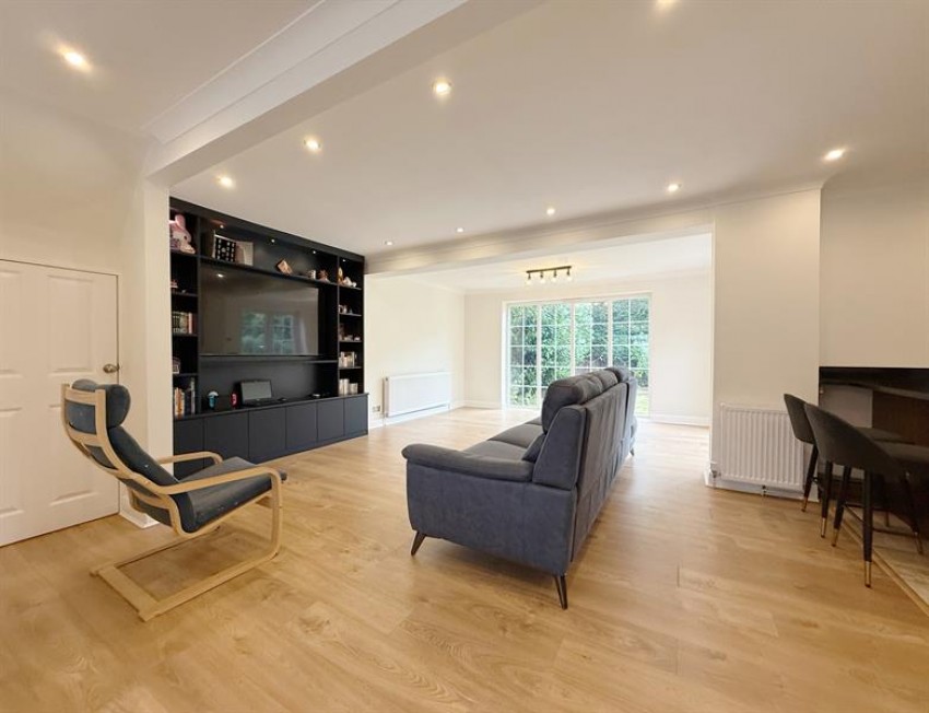 Images for Derwent Drive, Bramhall