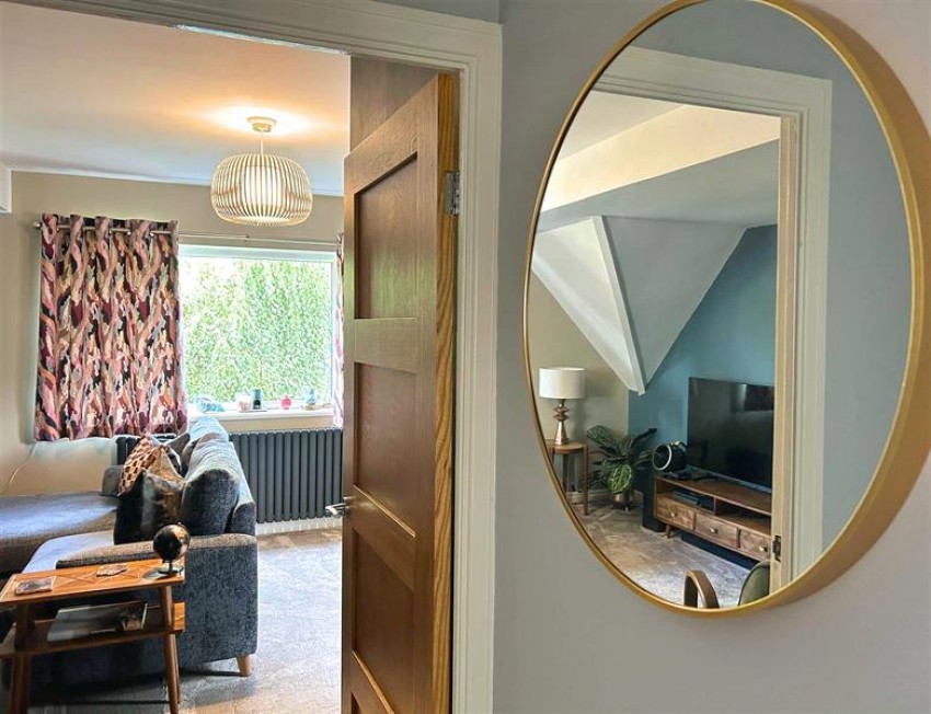 Images for The Avenue, Sale