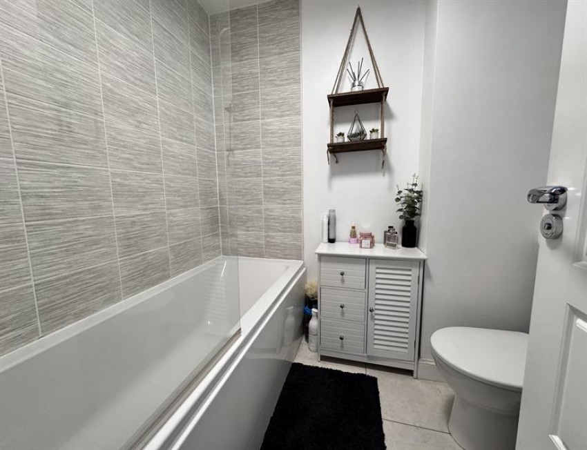 Images for Sovereign Way, Chapel-En-Le-Frith, High Peak