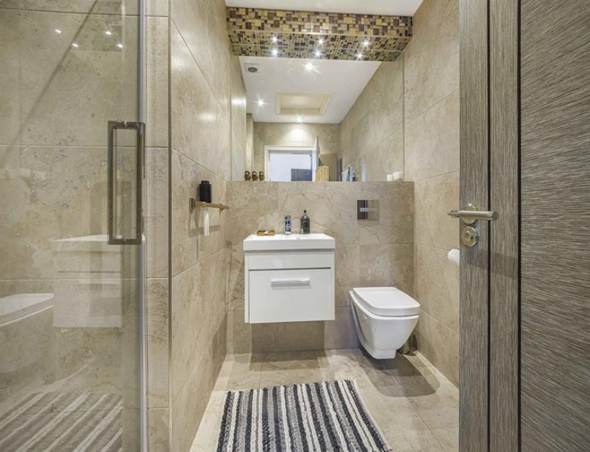 Images for The Avenue, Hale, Altrincham