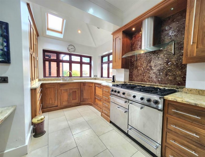 Images for Victoria Road, Grappenhall, Warrington