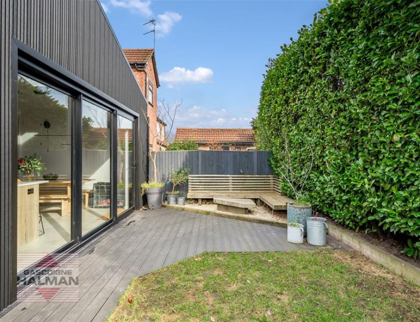 Images for Kingston Drive, Sale