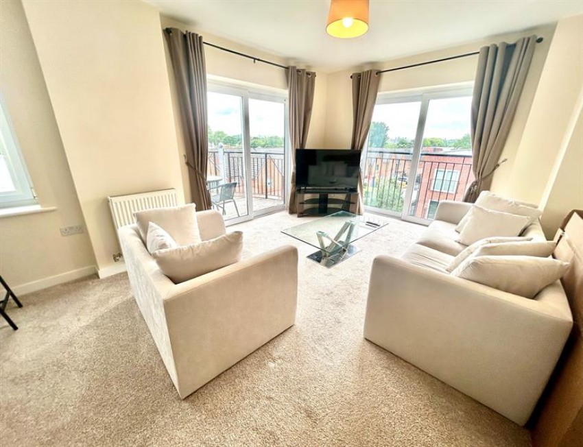 Images for Sheen Gardens, Manchester