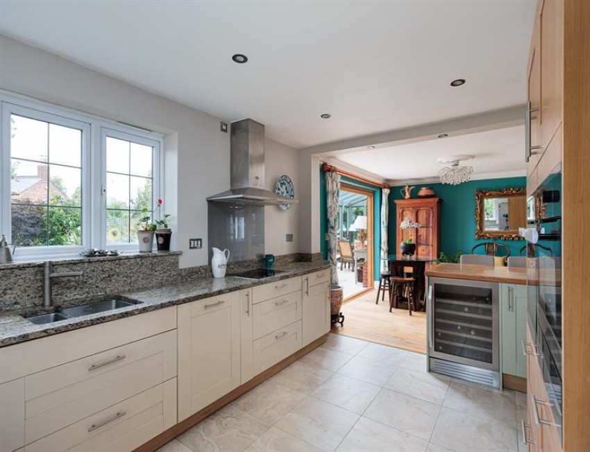 Images for DAMSON HOUSE - 3232 square feet in Tarporley village