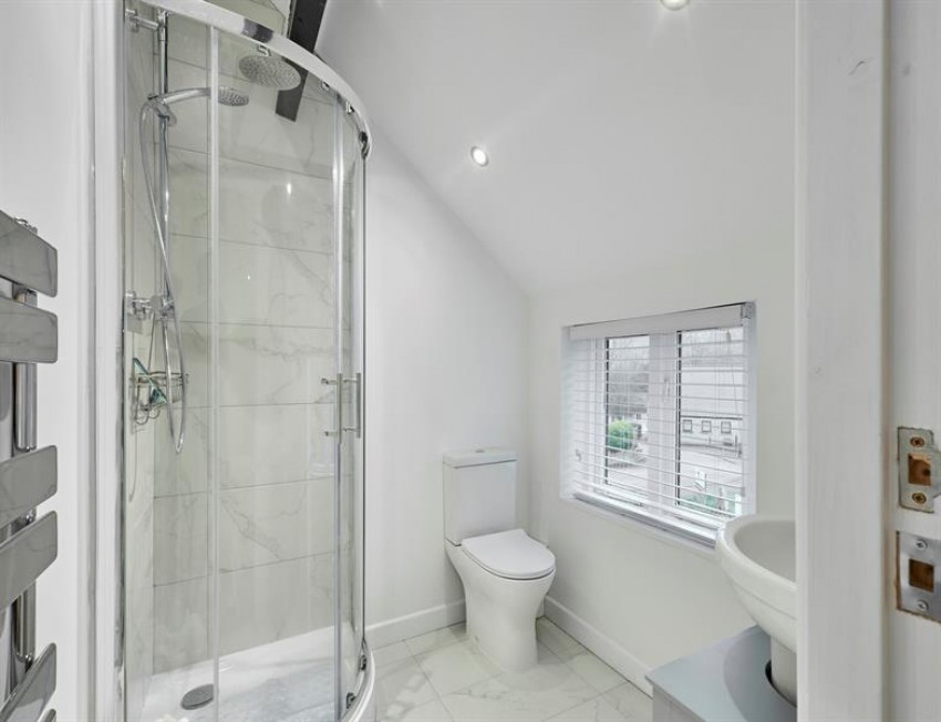 Images for Eccles Road, Chapel En Le Frith