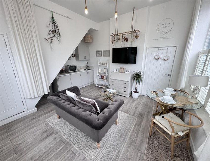 Images for Eccles Road, Chapel En Le Frith