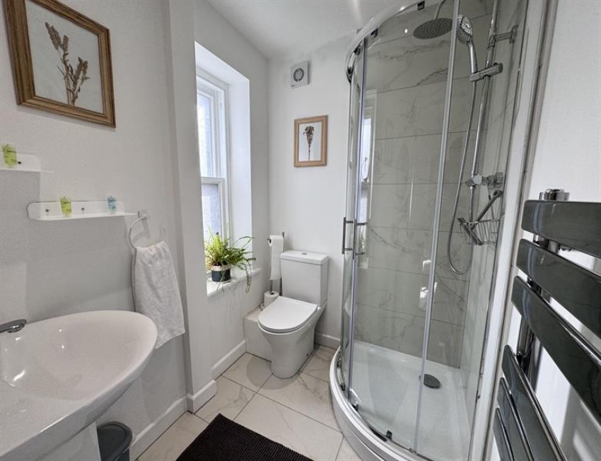 Images for Eccles Road, Chapel En Le Frith