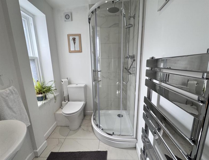 Images for Eccles Road, Chapel En Le Frith
