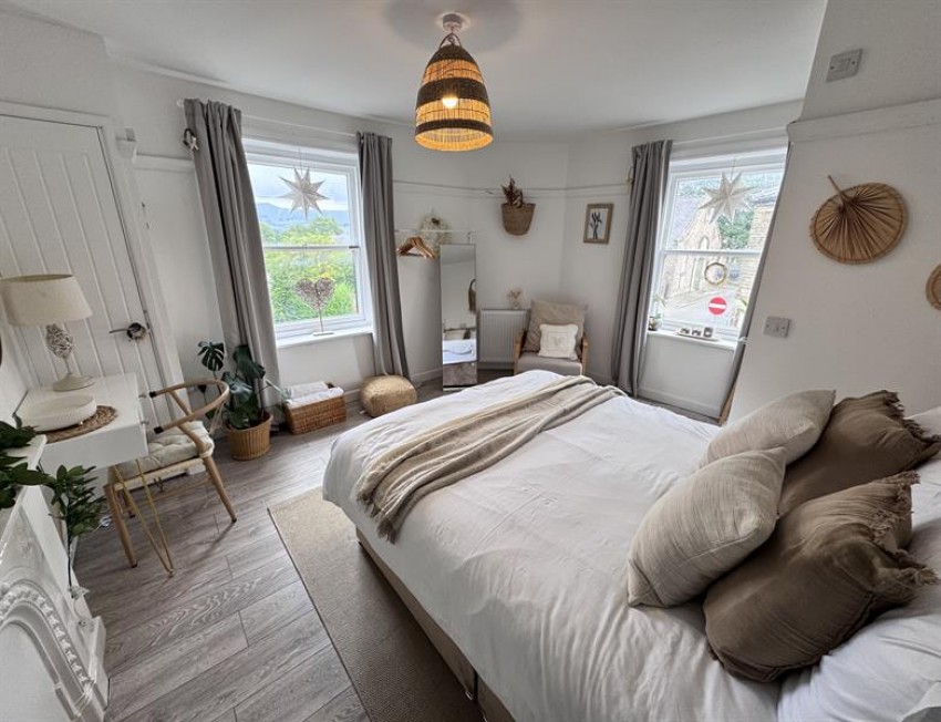Images for Eccles Road, Chapel En Le Frith