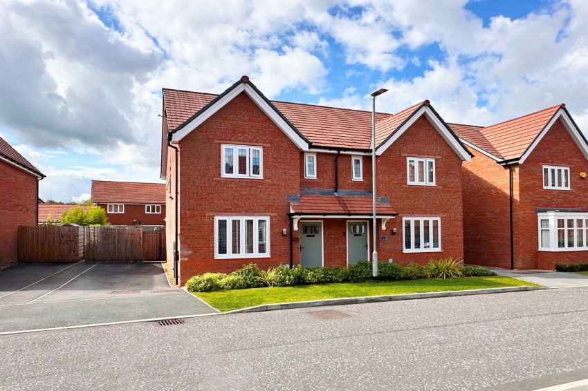 Images for Thomas Gray Road, Poynton