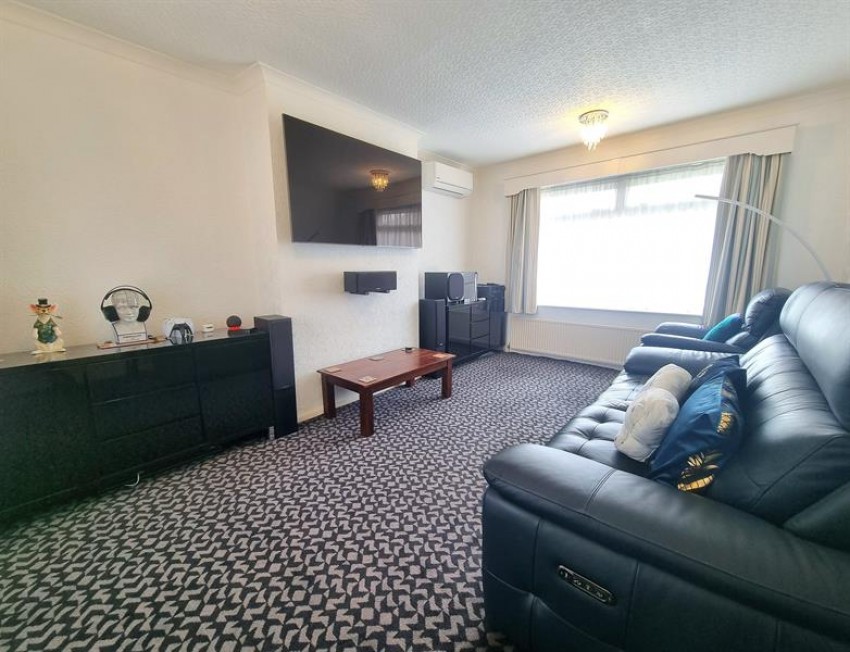 Images for Willoughby Close, Sale