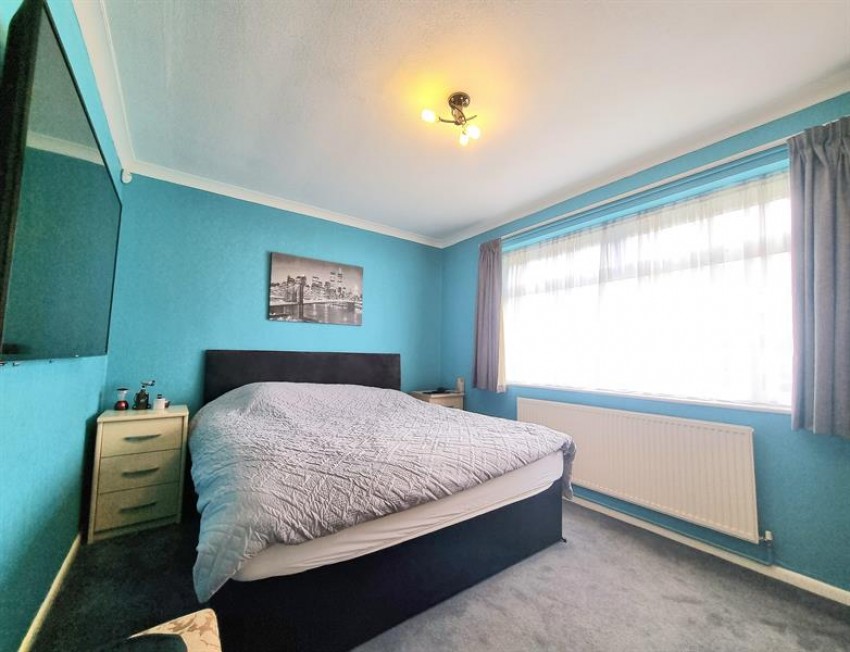 Images for Willoughby Close, Sale