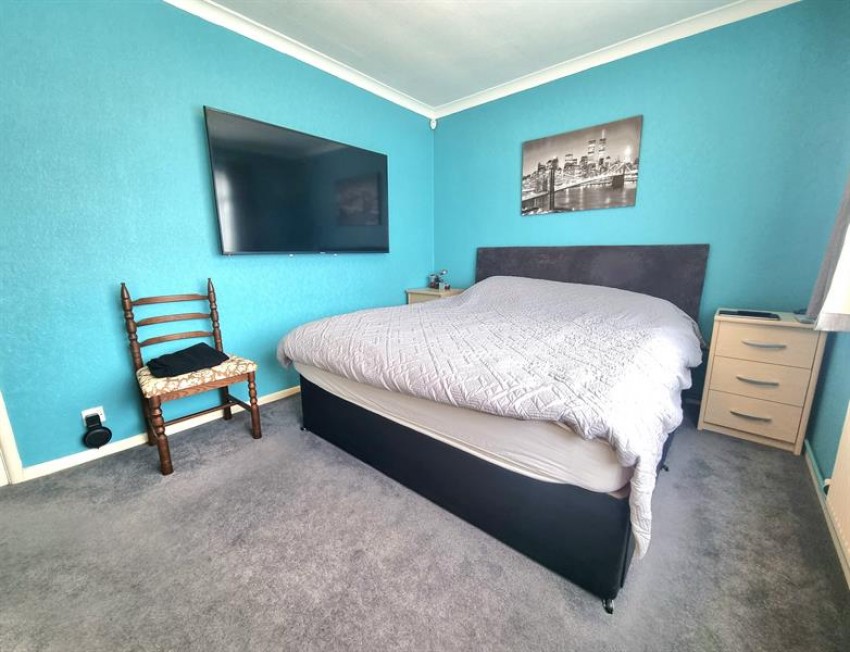 Images for Willoughby Close, Sale