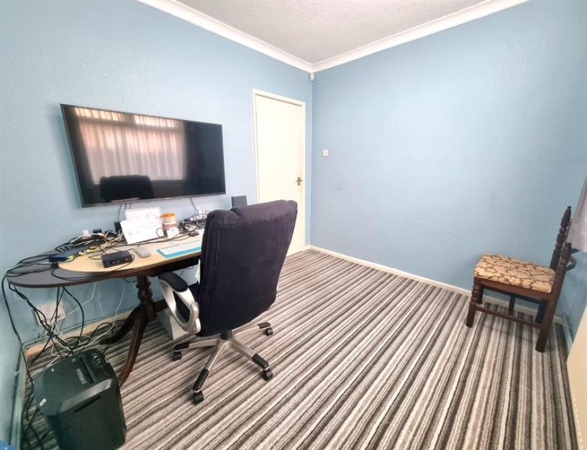 Images for Willoughby Close, Sale