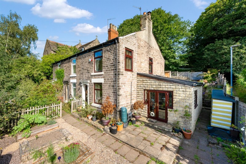 Mottram Road, Broadbottom, Hyde