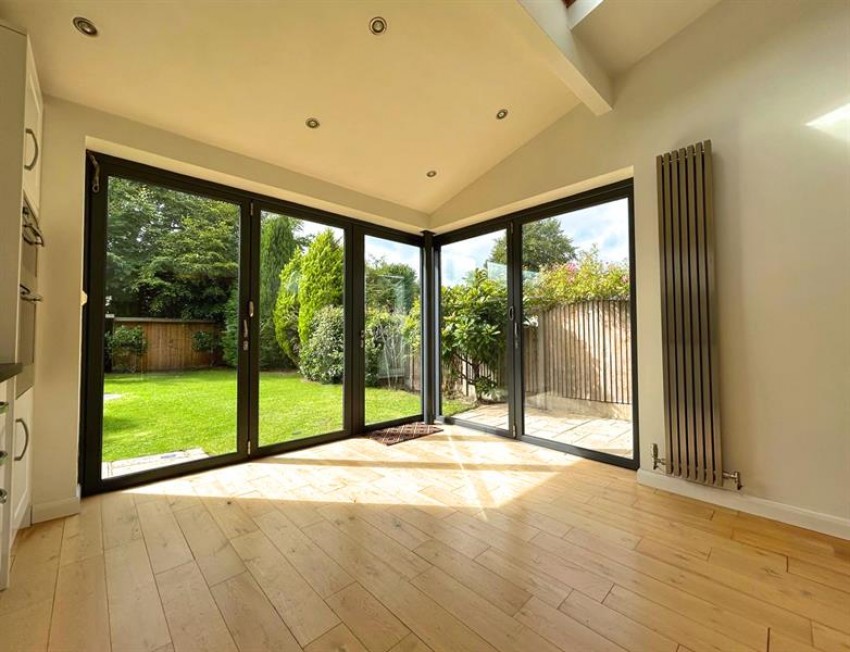 Images for 9 Alston Avenue, Sale, M33