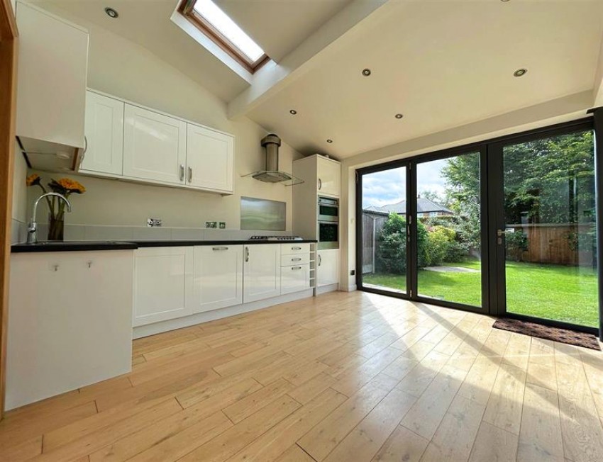 Images for 9 Alston Avenue, Sale, M33