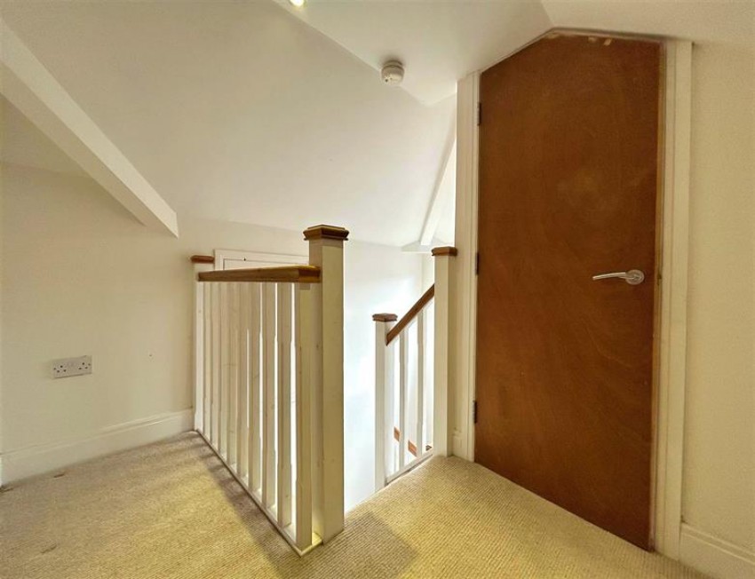 Images for 9 Alston Avenue, Sale, M33