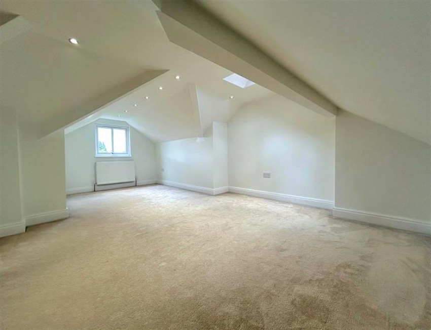 Images for 9 Alston Avenue, Sale, M33