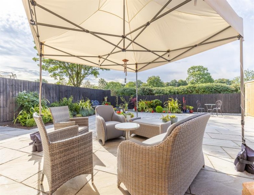 Images for 4 ST BONIFACE CLOSE - South facing garden in Bunbury village
