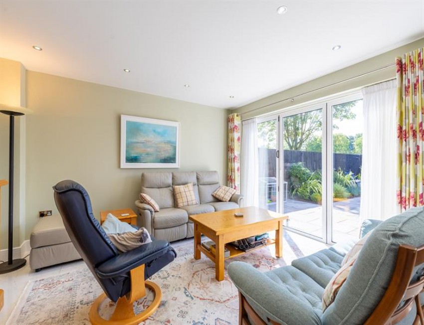 Images for 4 ST BONIFACE CLOSE - South facing garden in Bunbury village