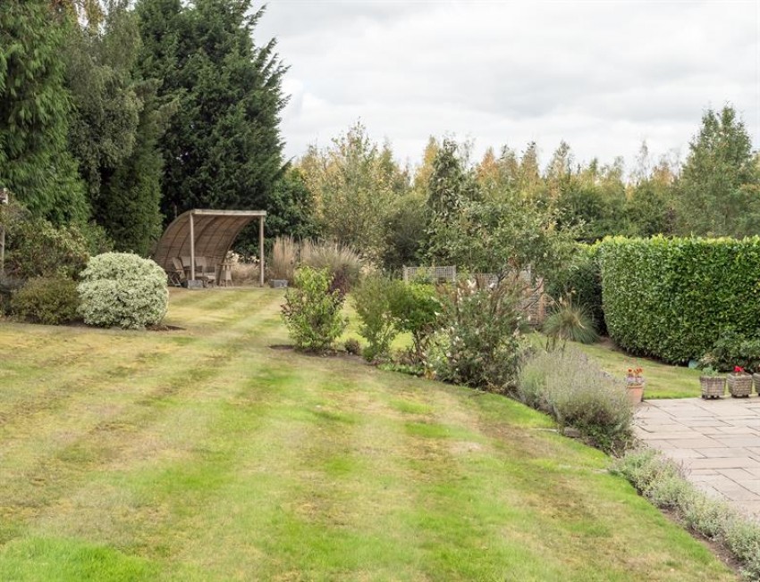 Images for Eaton Drive, Alderley Edge