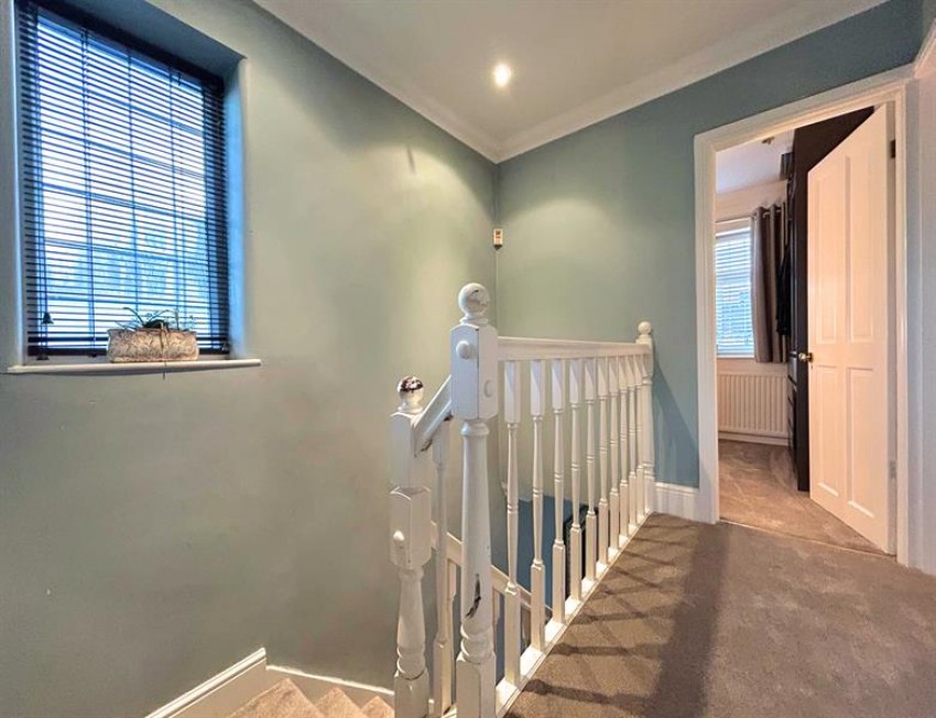 Images for Arcadia Avenue, Sale