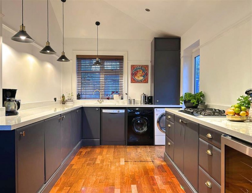 Images for Arcadia Avenue, Sale