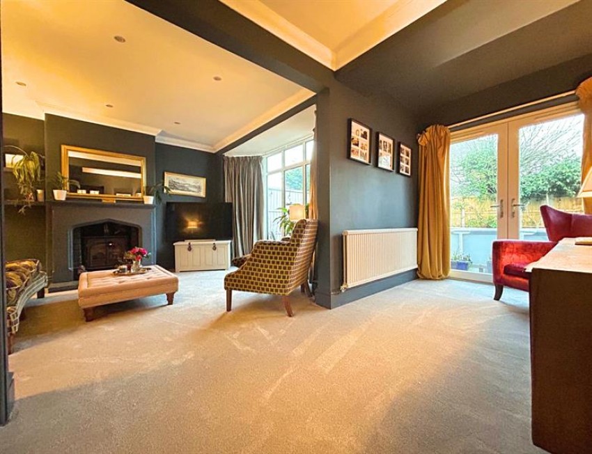 Images for Arcadia Avenue, Sale