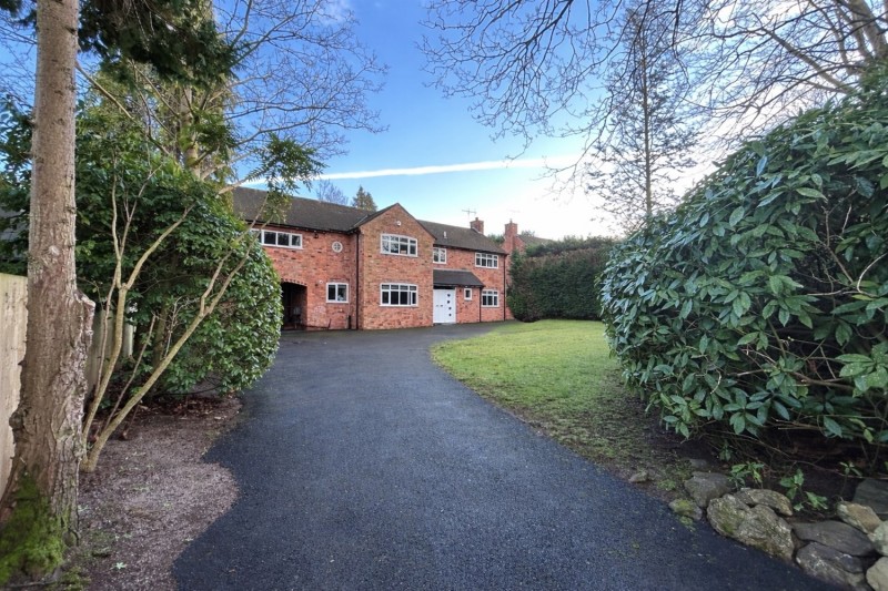 Park Lane, Hale, Altrincham