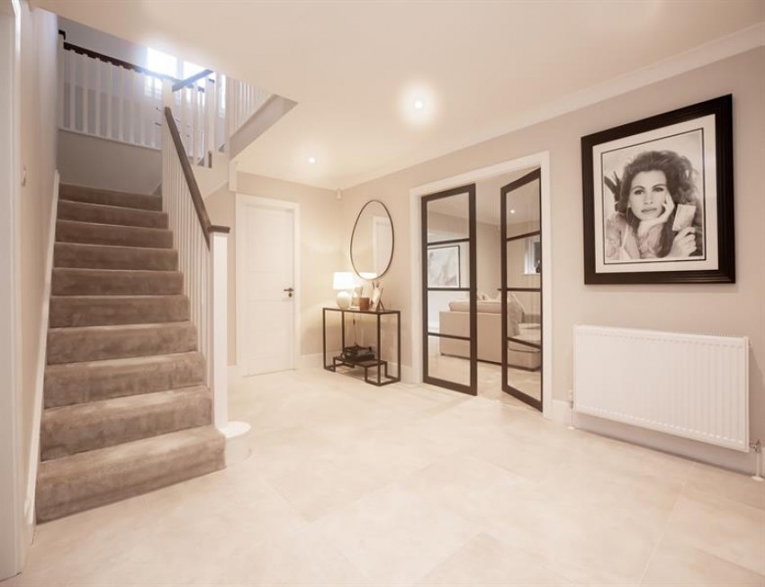 Images for Park Lane, Hale - PP for Large Det House