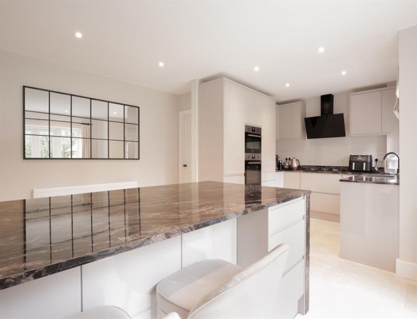 Images for Park Lane, Hale - PP for Large Det House