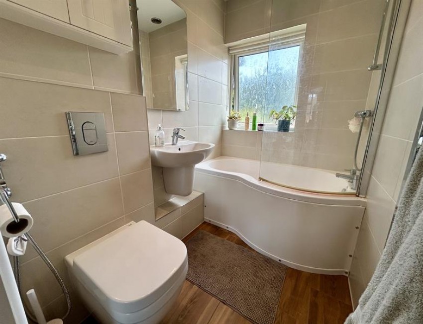 Images for Overfields, Knutsford