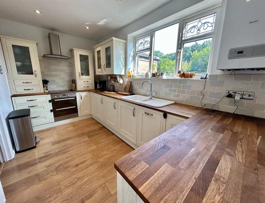 Images for Overfields, Knutsford