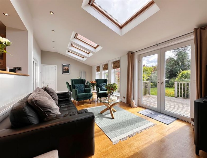 Images for Dickens Lane, Poynton