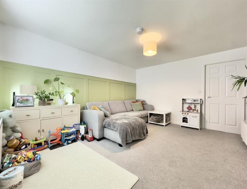 Images for Farfield Close, Poynton