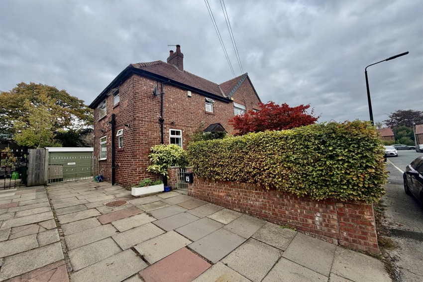 Images for Barns Place, Hale Barns