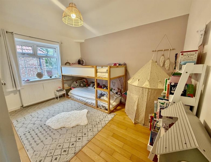 Images for Barns Place, Hale Barns