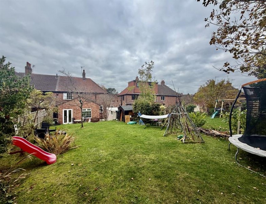 Images for Barns Place, Hale Barns