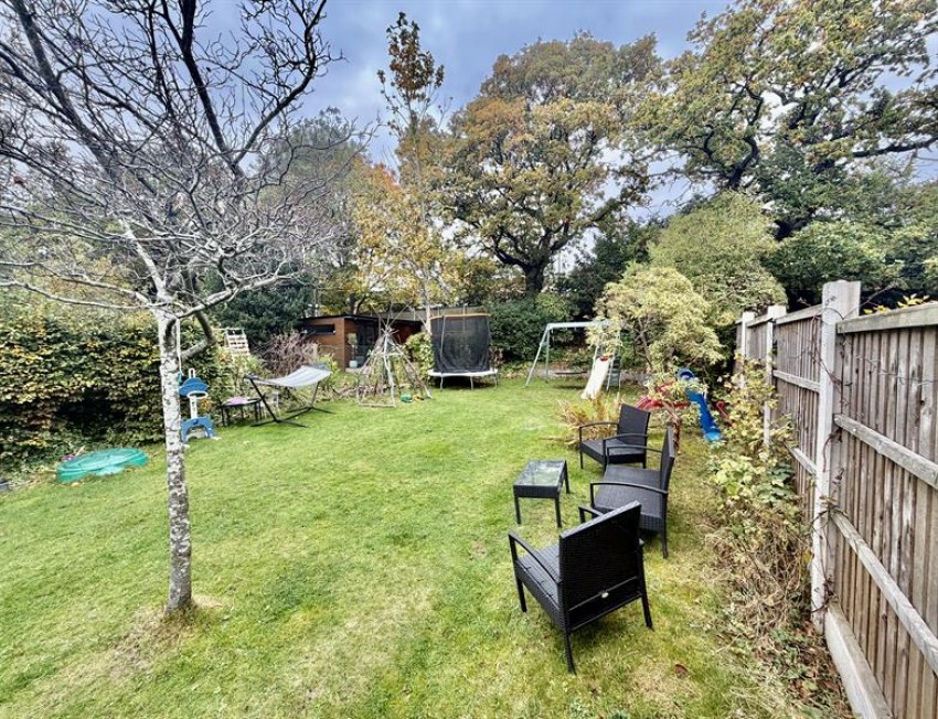 Images for Barns Place, Hale Barns