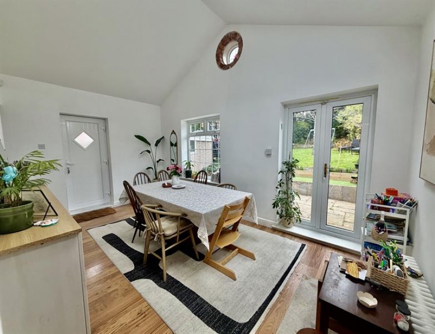 Images for Barns Place, Hale Barns