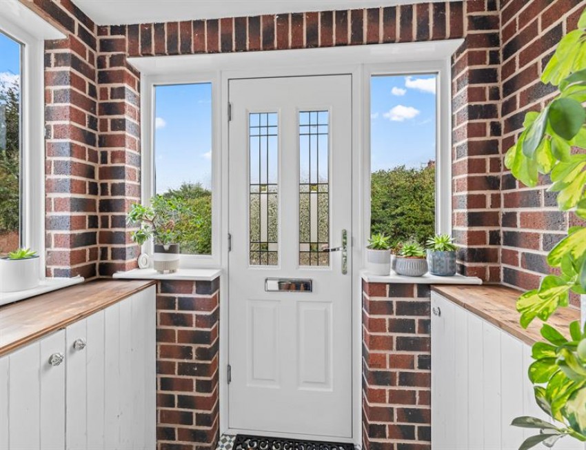 Images for Robin Hood Lane, Helsby, Frodsham