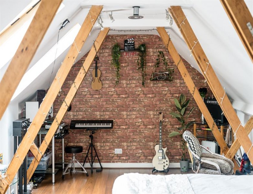 Images for Moss Lane, Sale