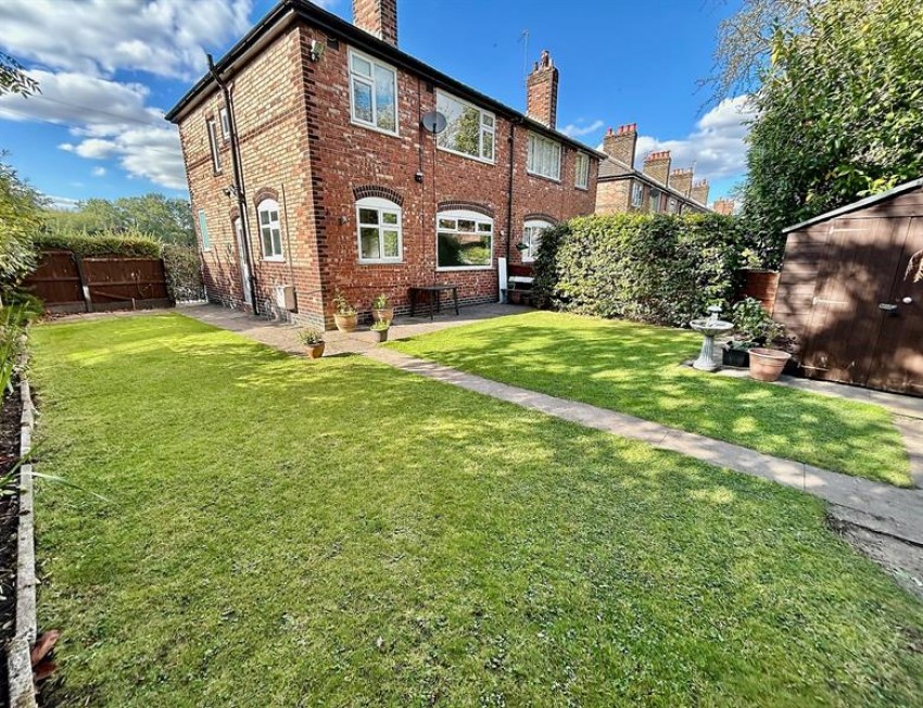 Images for Parrs Wood Road, East Didsbury