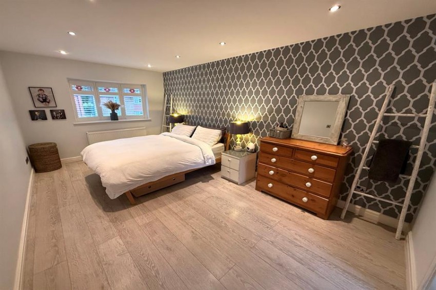 Images for Woodlands Drive, Sale