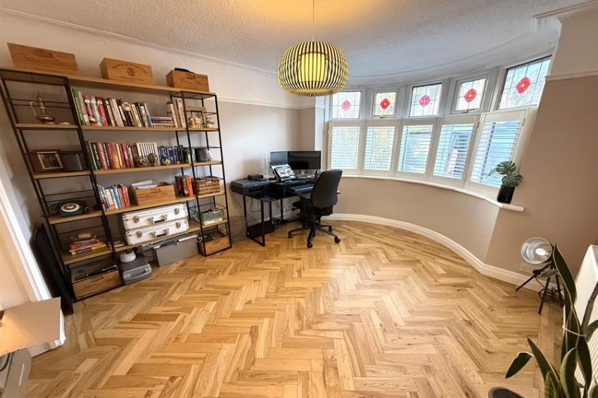 Images for Woodlands Drive, Sale