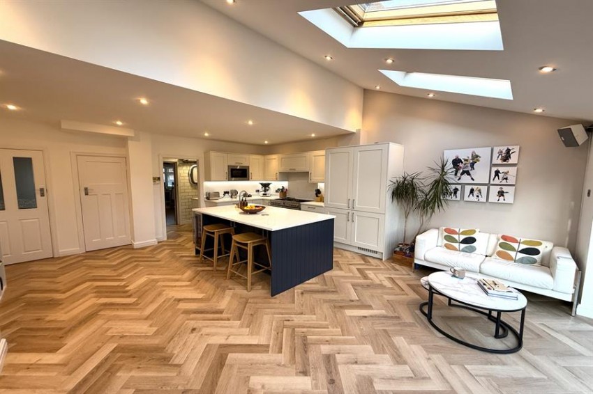 Images for Woodlands Drive, Sale