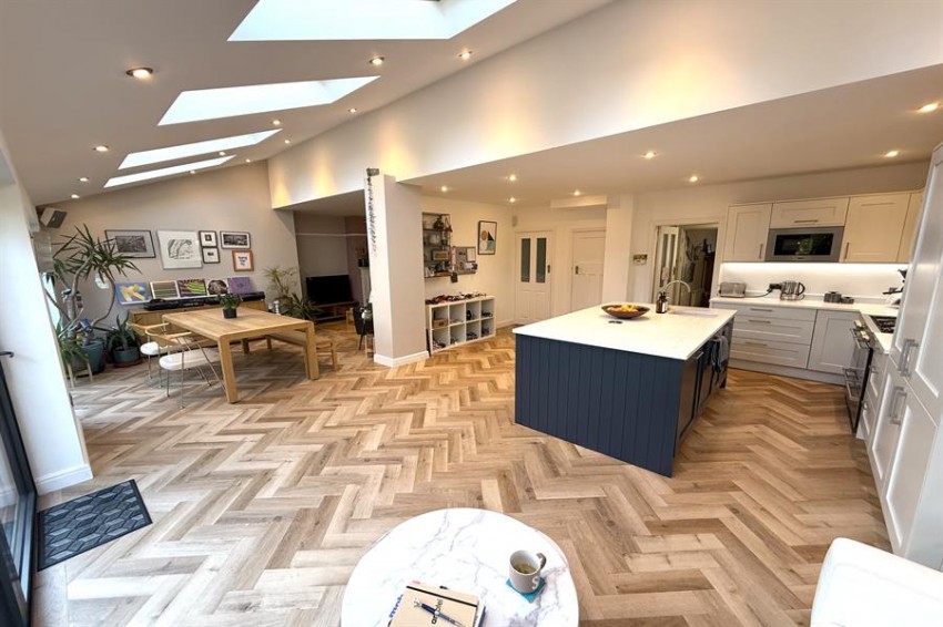 Images for Woodlands Drive, Sale