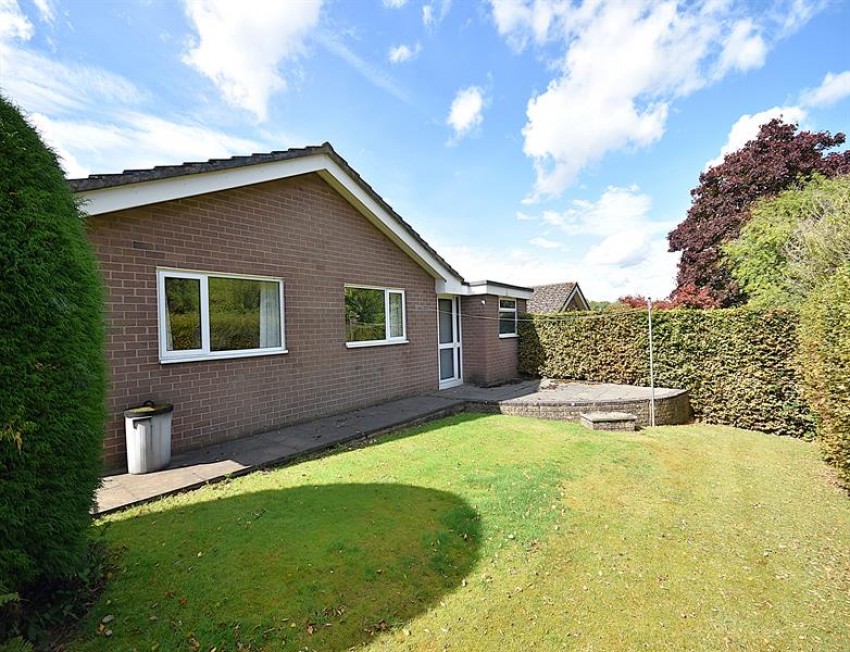 Images for Fitzwilliam Avenue, Sutton, Macclesfield
